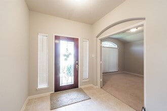 Building Photo - 9934 Barr Lake Dr