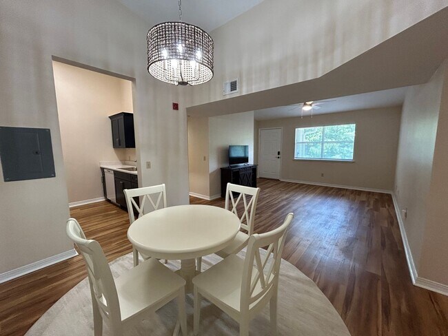 Foto del edificio - 2360 SW Archer Rd