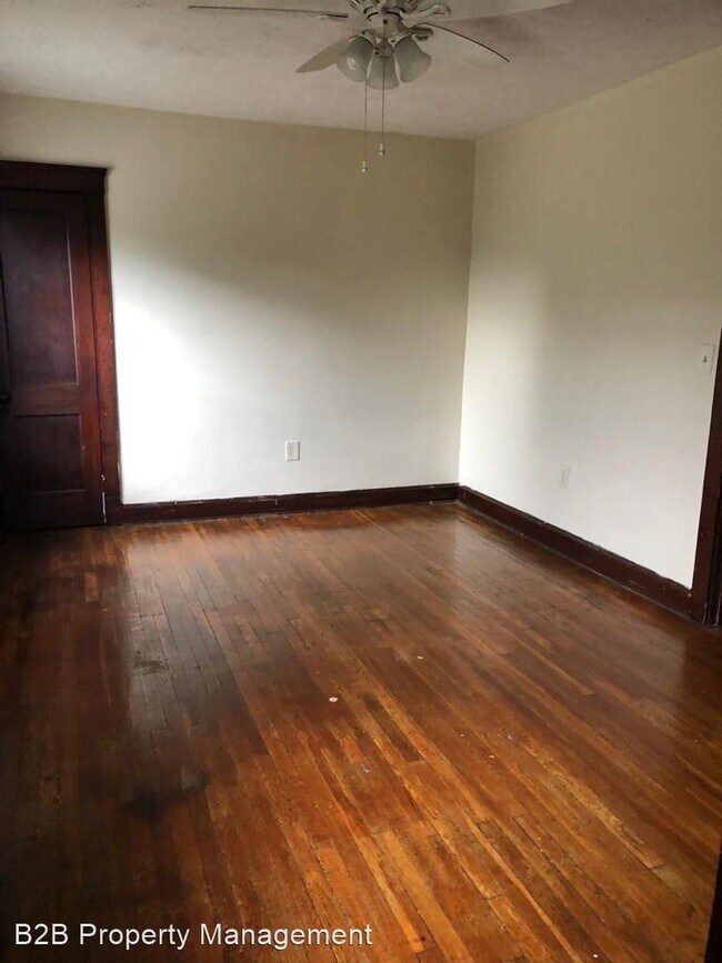 Building Photo - 3 br, 1 bath House - 3024 W 103 ST.