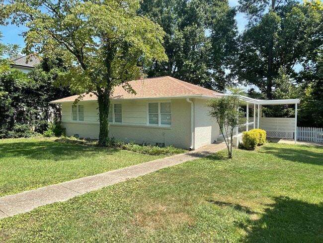 Building Photo - 3102 Ashel St
