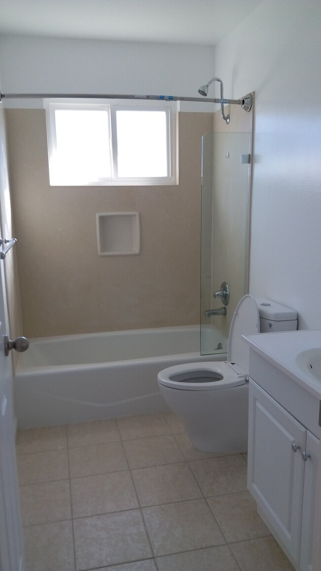 Bathroom - 1751 Marco Polo Way