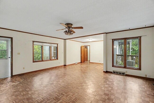 Foto del edificio - 4004 Cornell St