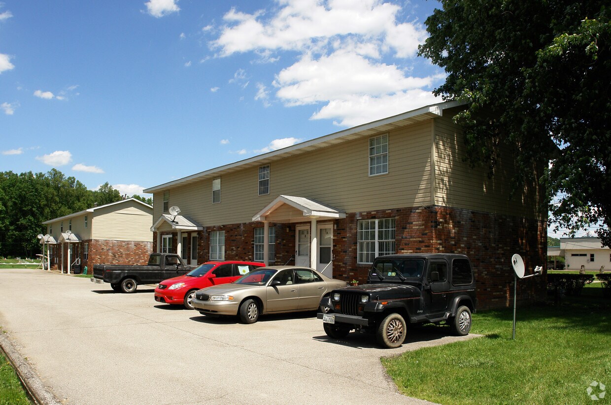 Foto principal - 952 Roosevelt Blvd