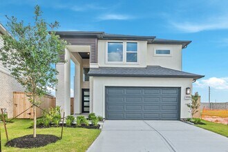 Building Photo - 22135 Rangemore Dr