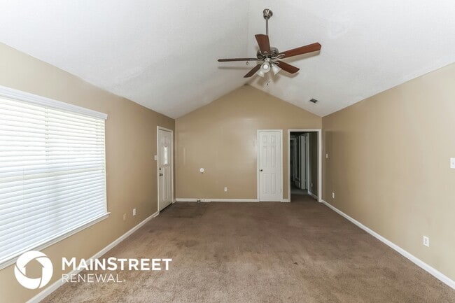 Foto del edificio - 4820 Greenlawn Cove