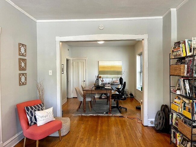 Dining Room - 3756 N Ashland Ave