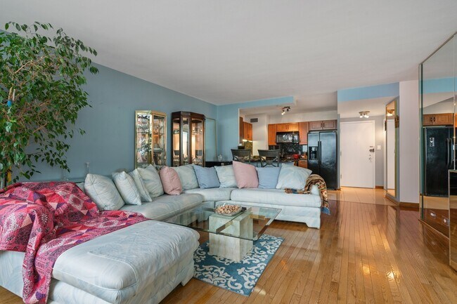 Foto del edificio - 1150 N Lake Shore Dr