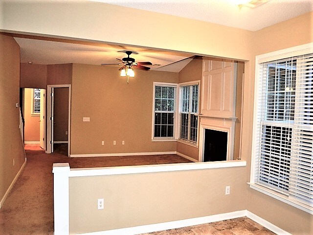 Building Photo - 14 Breckenridge Court