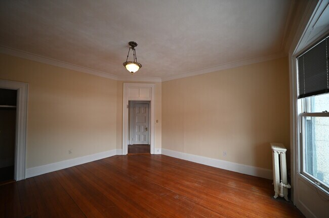 Building Photo - 1513 Washington St