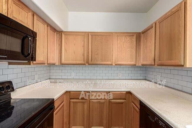 Building Photo - 1565 S Owl Dr