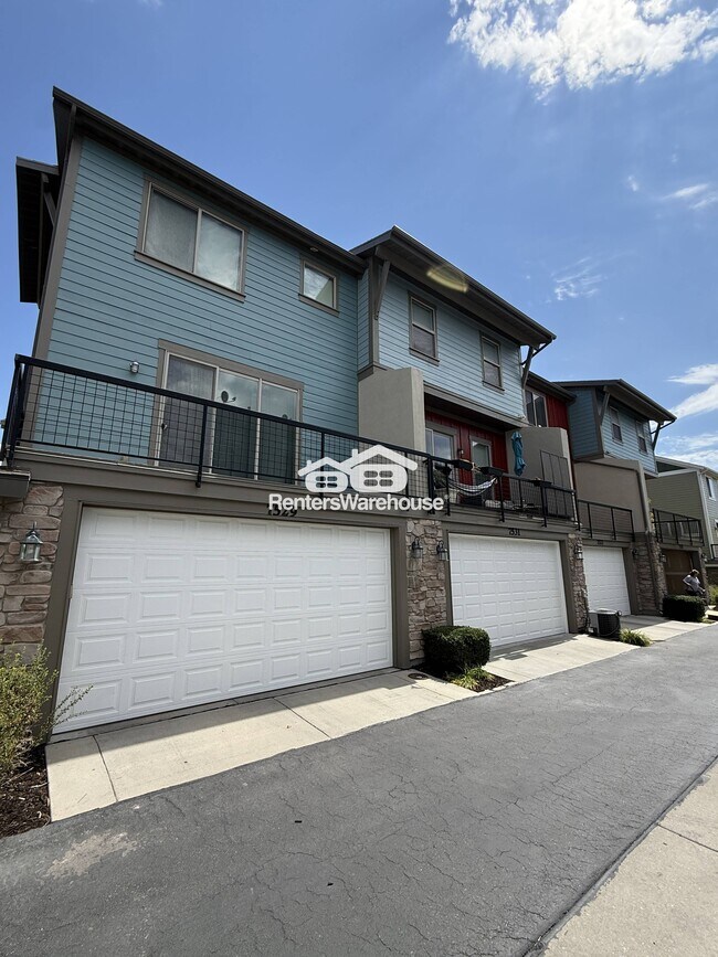 Building Photo - 7535 Vinci Pl