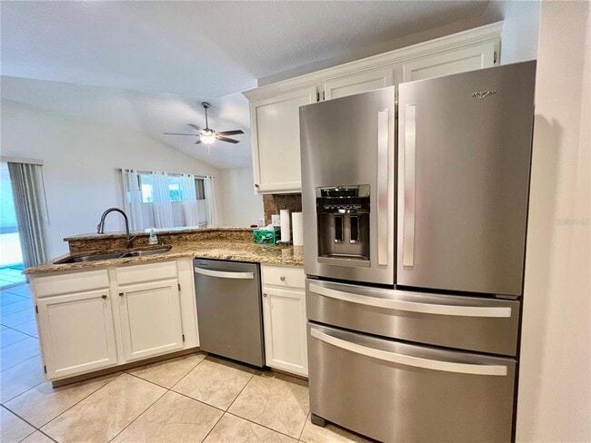 Building Photo - 1409 Islamorada Blvd