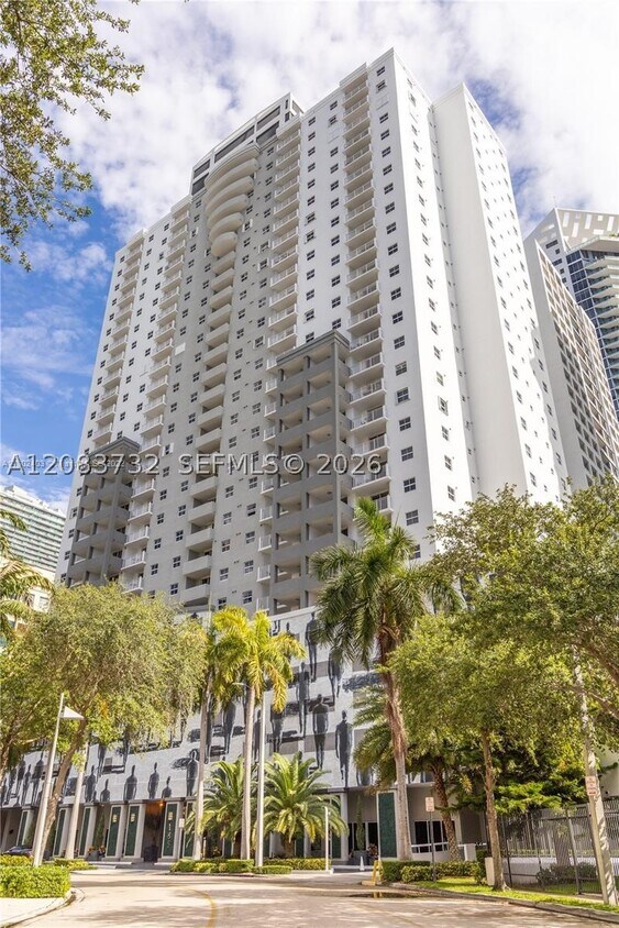 Foto del edificio - 185 SE 14th Terrace