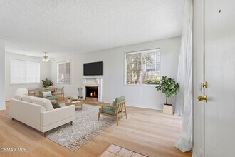 Building Photo - 13901 Olive View Ln