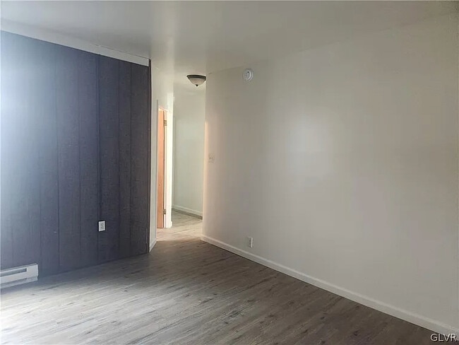 Foto del edificio - 519 N 11th St