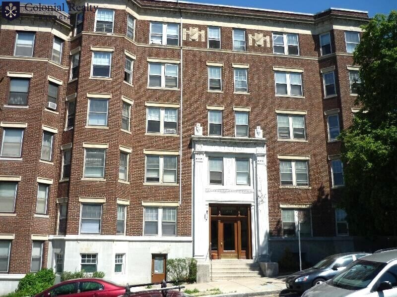 Primary Photo - 1450 Commonwealth Ave