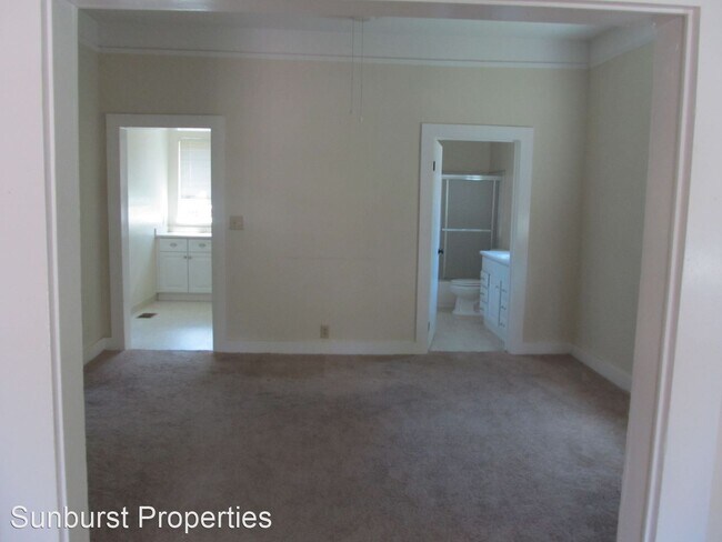 Building Photo - 2 br, 1.5 bath House - 803 Natoma Street