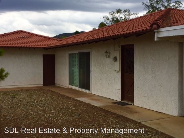 Building Photo - 37395 Avenida Bravura