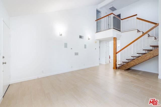 Foto del edificio - 29202 Heathercliff Rd