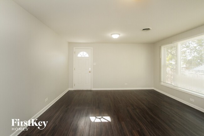 Foto del edificio - 3732 153rd St