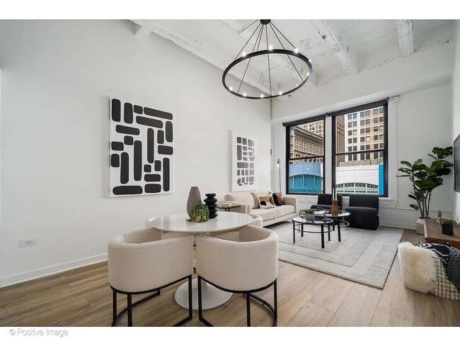 Building Photo - 20 N State St