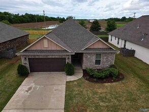 Building Photo - 116 Kinglet Wy
