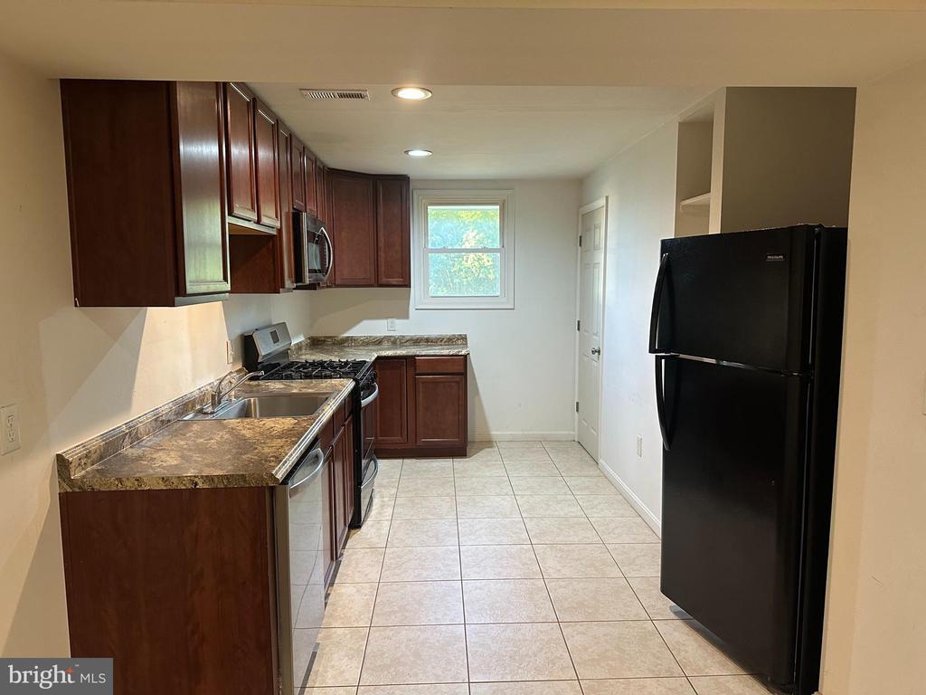 Primary Photo - 1372 Warrenton Rd
