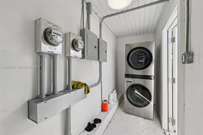 Building Photo - 5152 SW 6th St