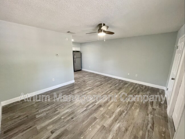 Foto del edificio - 5305 N Boulevard
