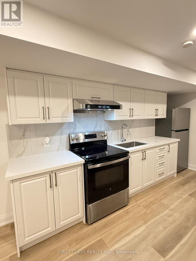 Photo du bâtiment - 15 Avenida St