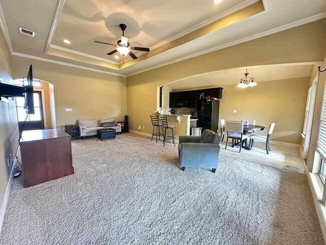 Building Photo - Community pool.. Close to Barksdale Air Force Base..