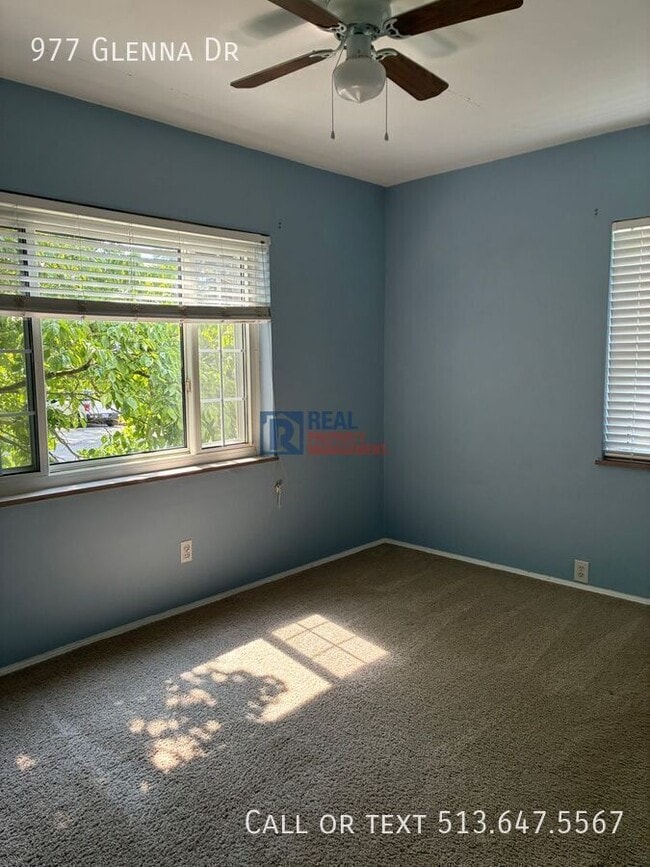 Building Photo - 977 Glenna Dr