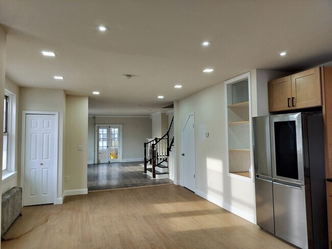 Foto del edificio - 32 Newell Ave