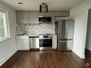 Building Photo - 3275 Gayway Ct