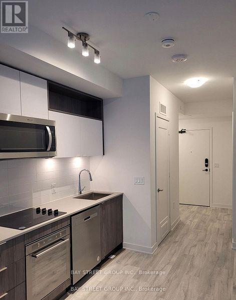 Photo du bâtiment - 121 Lower Sherbourne St