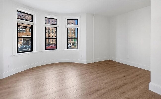 Building Photo - 868 Huntington Ave