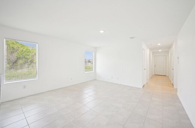 Foto del edificio - 1275 Eclipse Ln