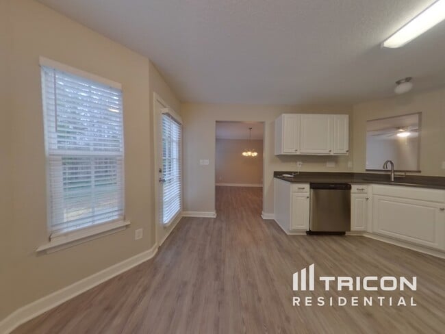 Building Photo - 919 Woodington Lane Charlotte NC