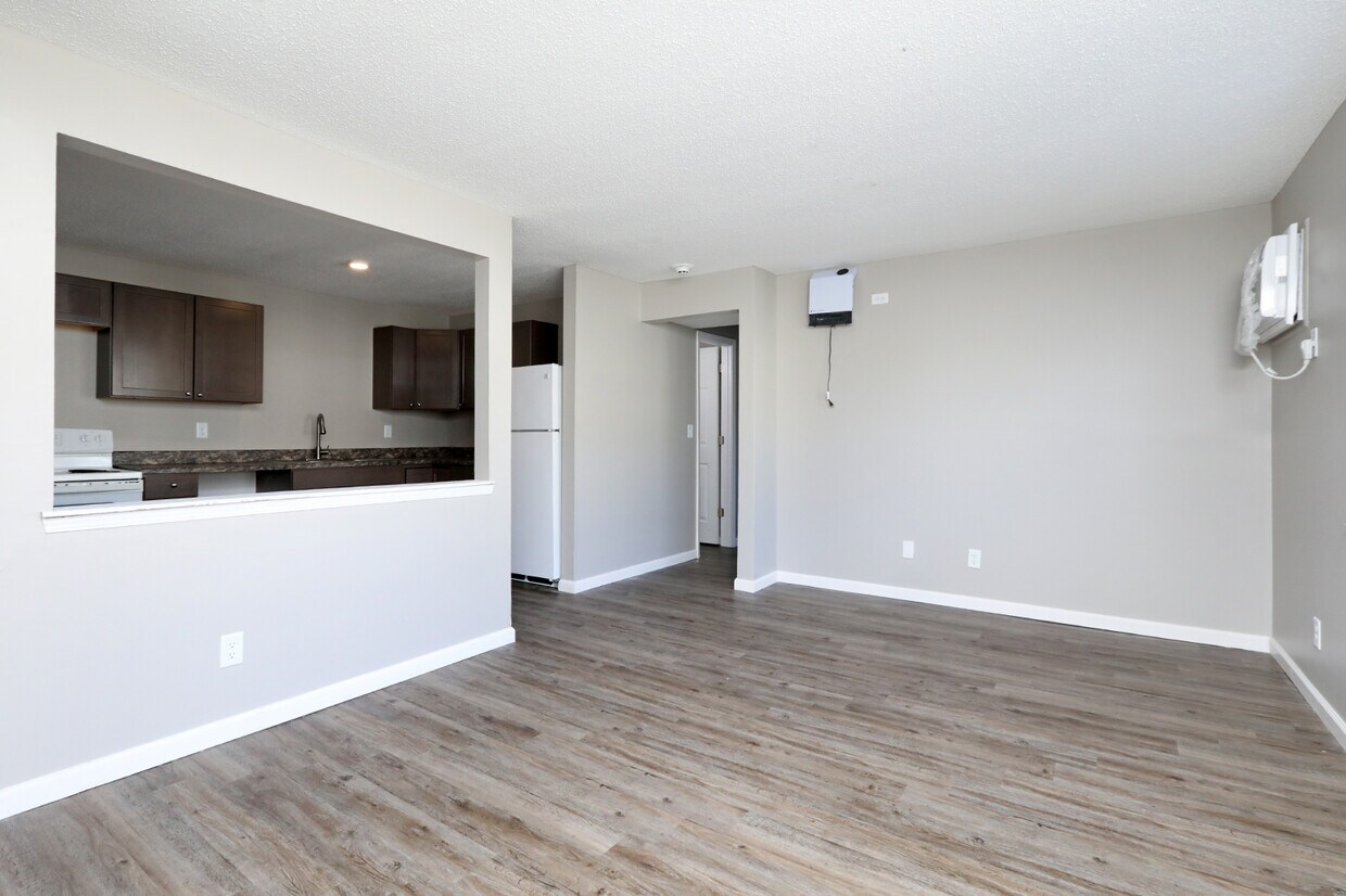 Garden Court Apartments Apartments in Des Moines, IA