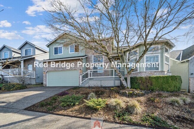 Building Photo - 12821 Sierra Vista Dr