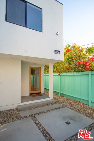 Building Photo - 3170 Glenmanor Pl