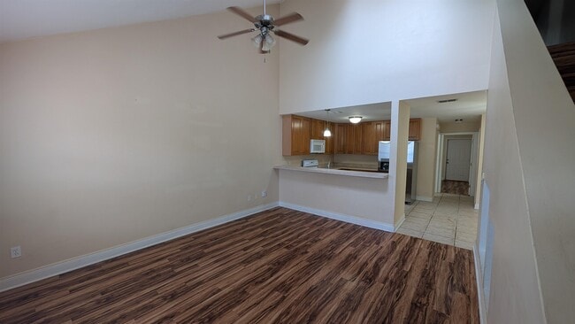 Building Photo - 3268 Sugar Berry Way