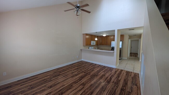 Foto del edificio - 3268 Sugar Berry Way