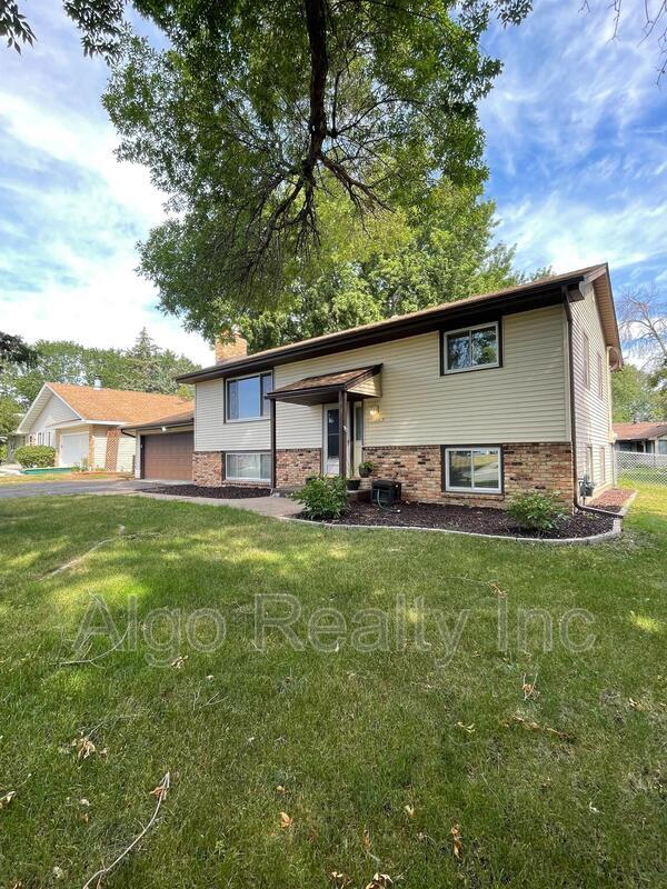Primary Photo - 9300 30th Ave N