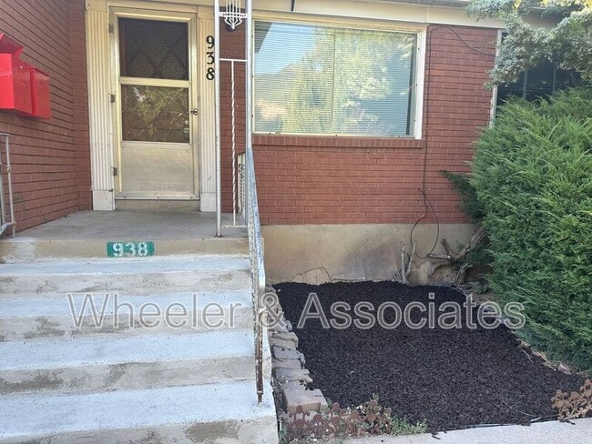 Building Photo - 938 Bel Mar Dr