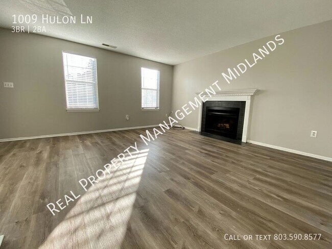 Building Photo - Welcome to Your New Home in the Beautiful ...