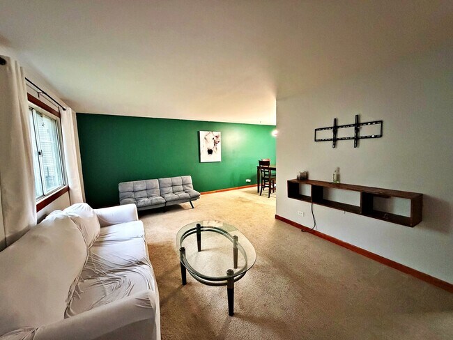 Foto del edificio - 800 W Beechtree Ln