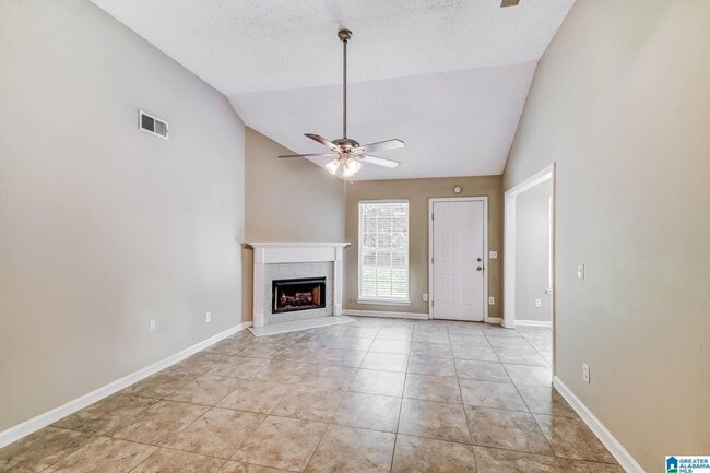 Foto del edificio - 224 Meriweather Ln