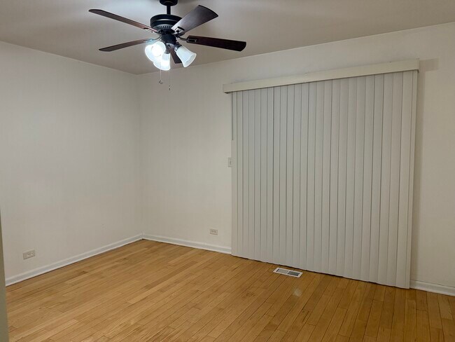 Foto del edificio - 1021 Perry Dr