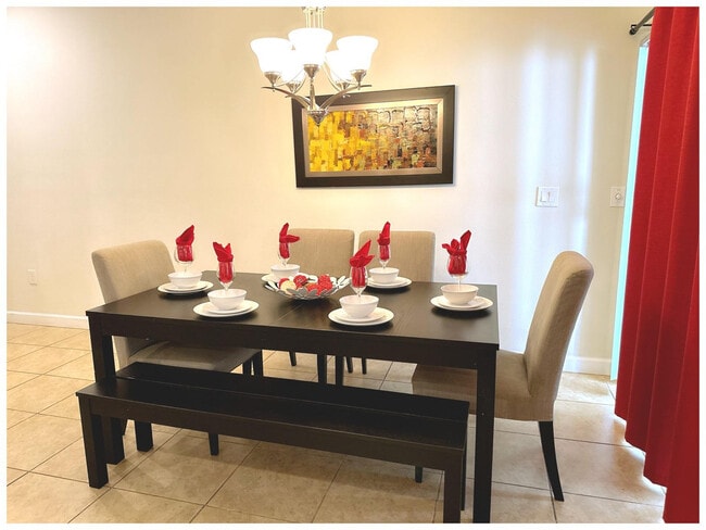 Foto del edificio - 4819 Brier Rose Ln